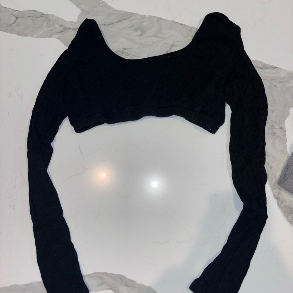 Edited cropped long sleeve